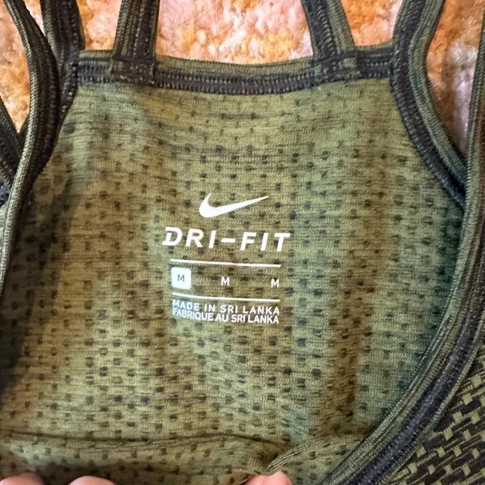 Olive green marled Nike Dri-Fit activewear tank B-1 - Picture 3 of 3
